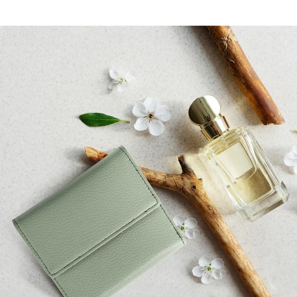 Elegant Green Women's Wallet. Nwot